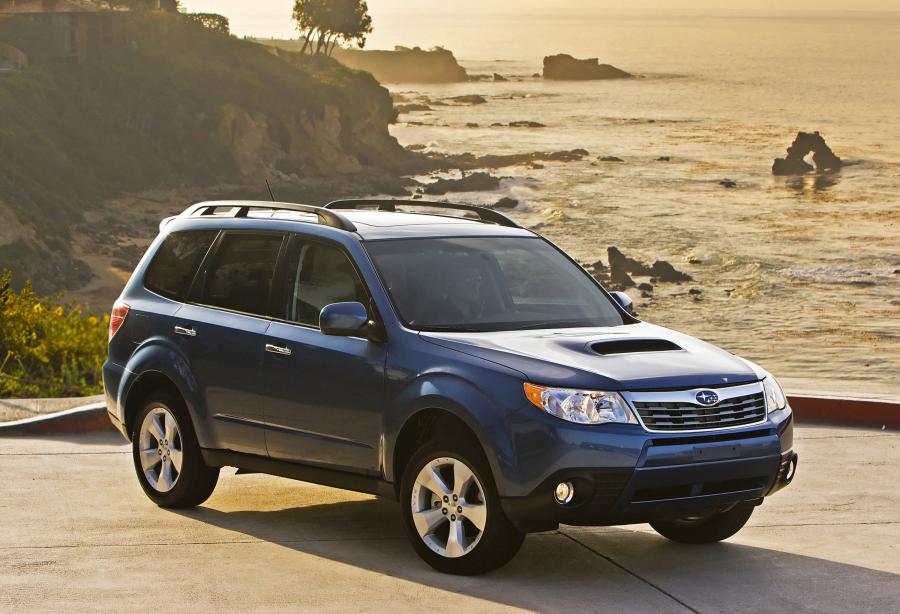  Subaru Forester 2.5XT 2010 года  (фото 4 из 10)